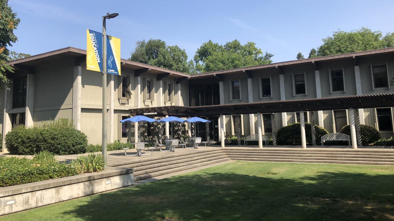 Image of pergola outside the UC Davis School of Education.